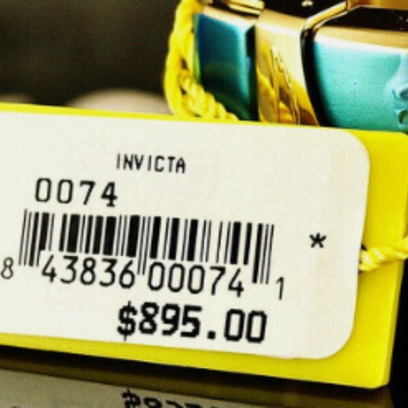 Invicta PRO DIVER SCUBA Cheonograph Men's Watch, Gold Dial, 18K Gold Plated - Picture 3 of 5